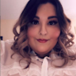 Meet your Posher, Cassandra